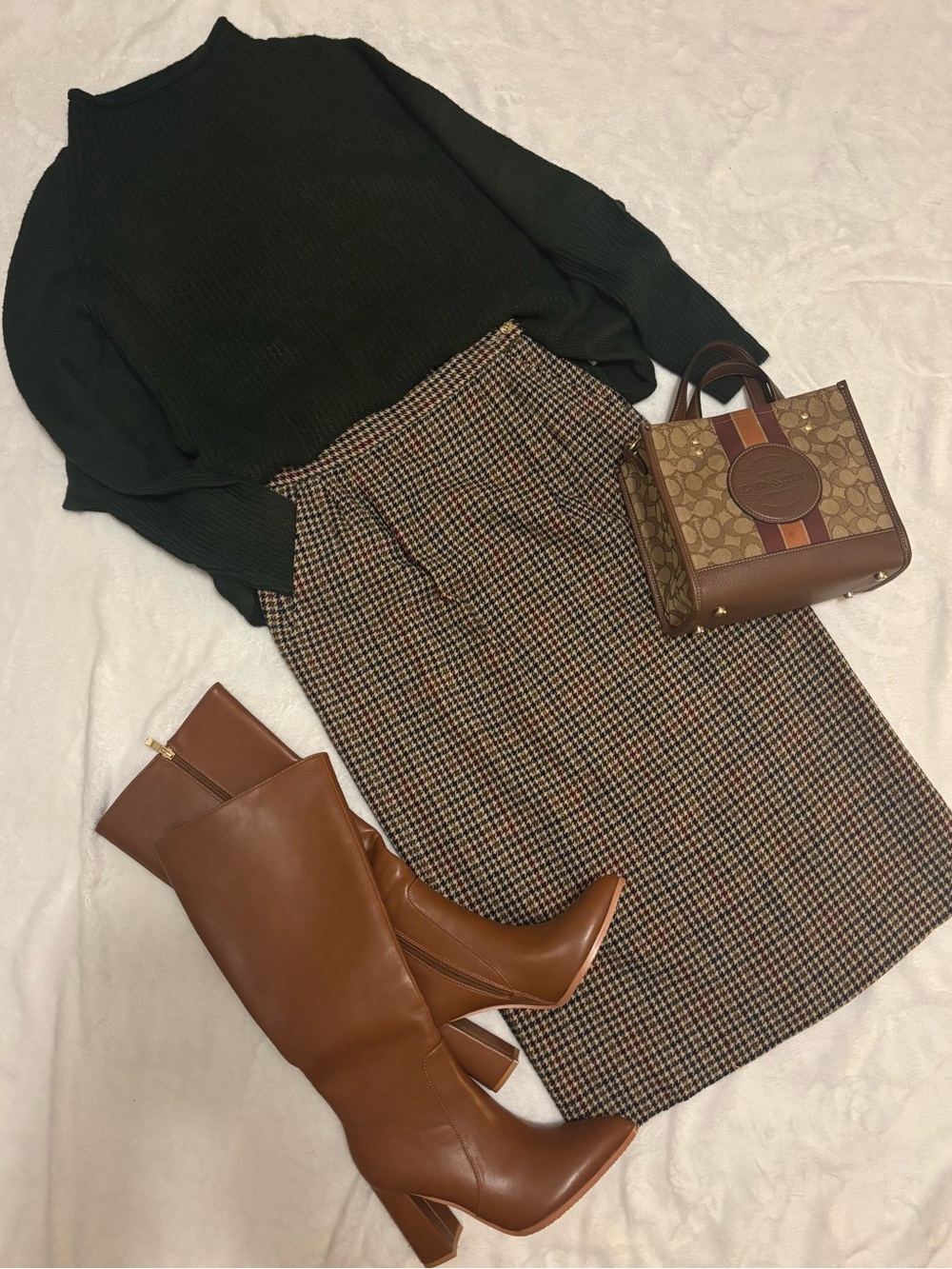 Vintage Pendleton 100% Virgin Wool Plaid Houndstooth Midi Skirt Petite 8 USA - Picture 11 of 11